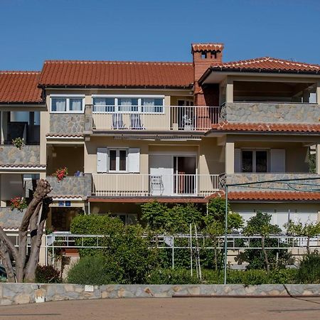 Apartmani Ana & Milo Lopar Buitenkant foto