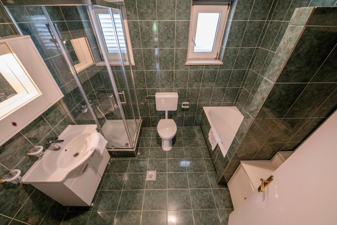 Apartmani Ana & Milo Lopar Buitenkant foto