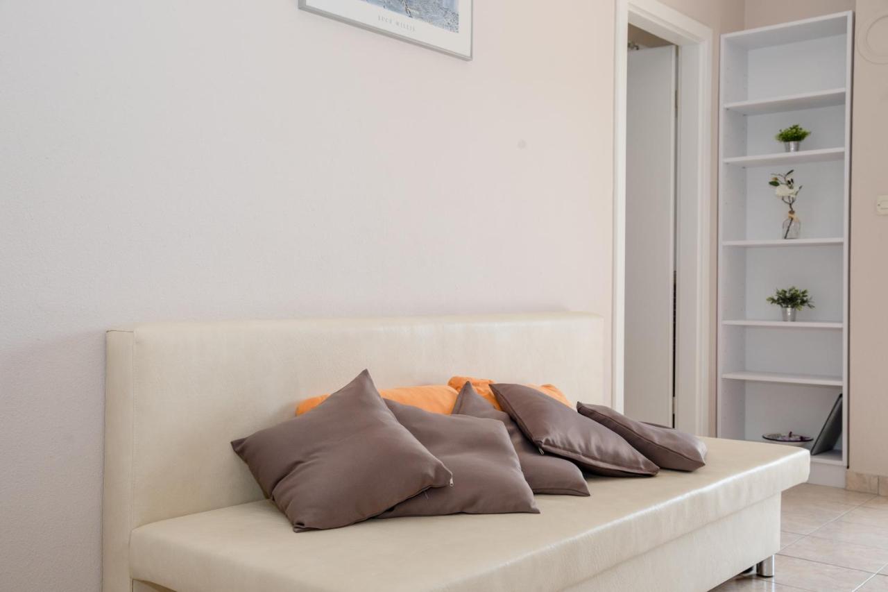 Apartmani Ana & Milo Lopar Buitenkant foto