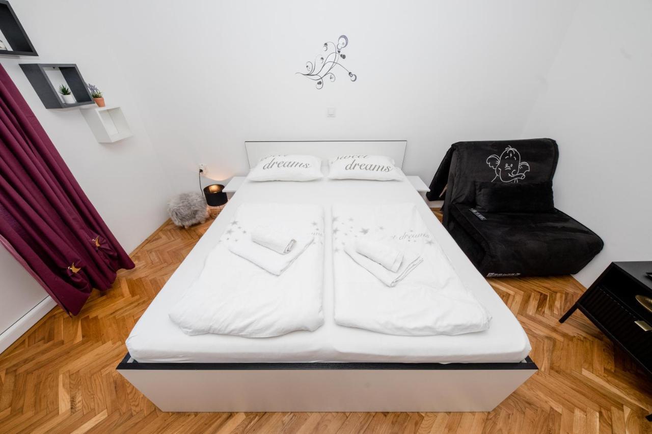 Apartmani Ana & Milo Lopar Buitenkant foto
