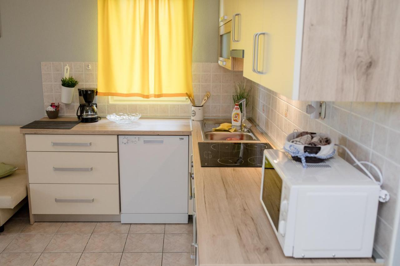 Apartmani Ana & Milo Lopar Buitenkant foto